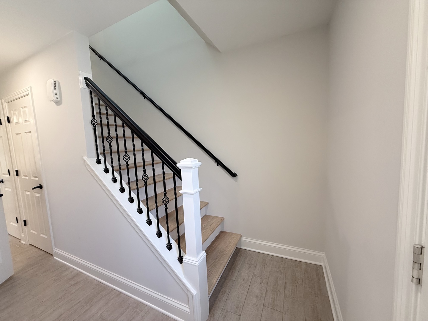 455 Kensington Court, Naperville, IL 60563