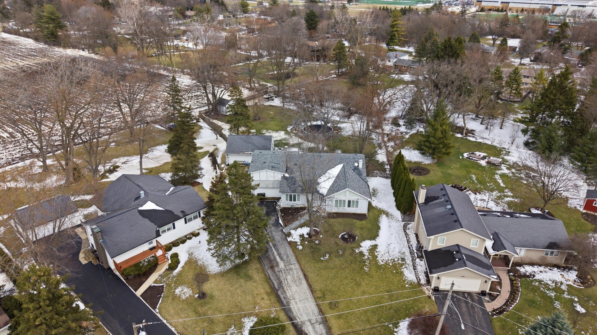 23203 N Prairie Lane, Lincolnshire, IL 60069