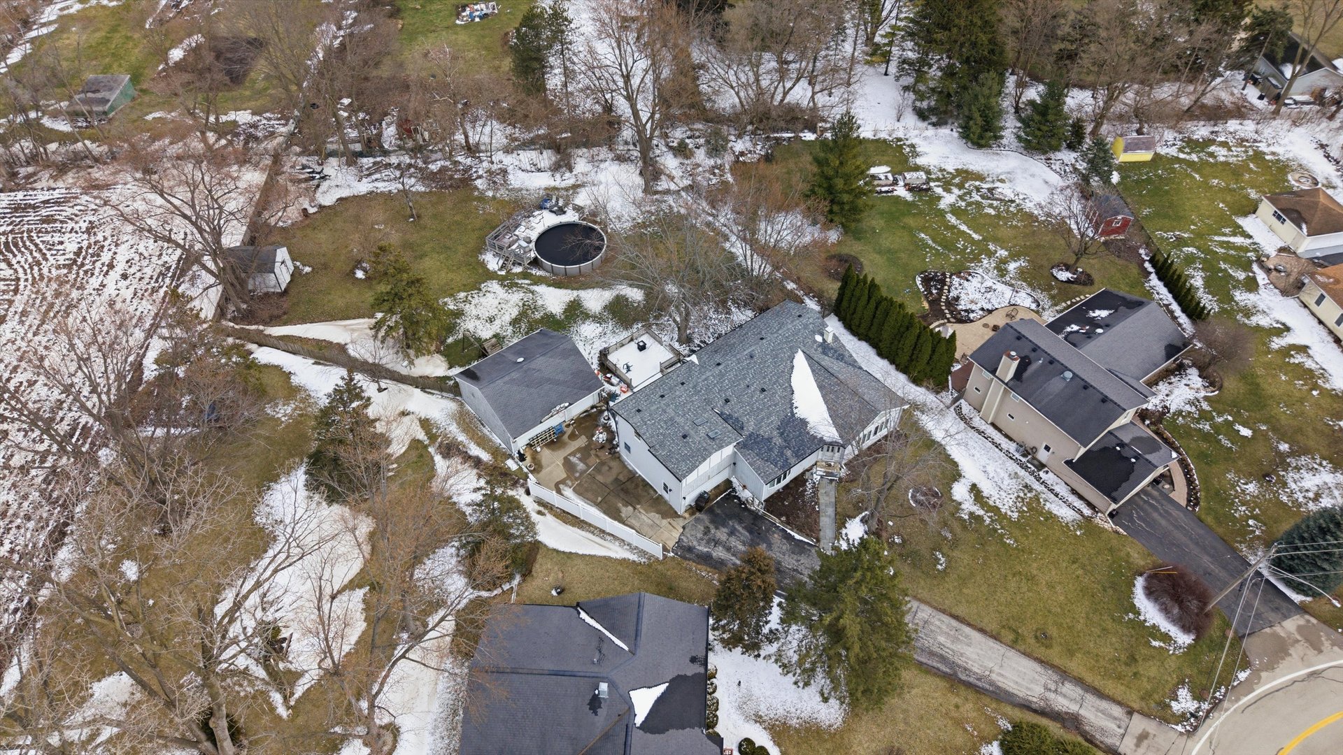 23203 N Prairie Lane, Lincolnshire, IL 60069