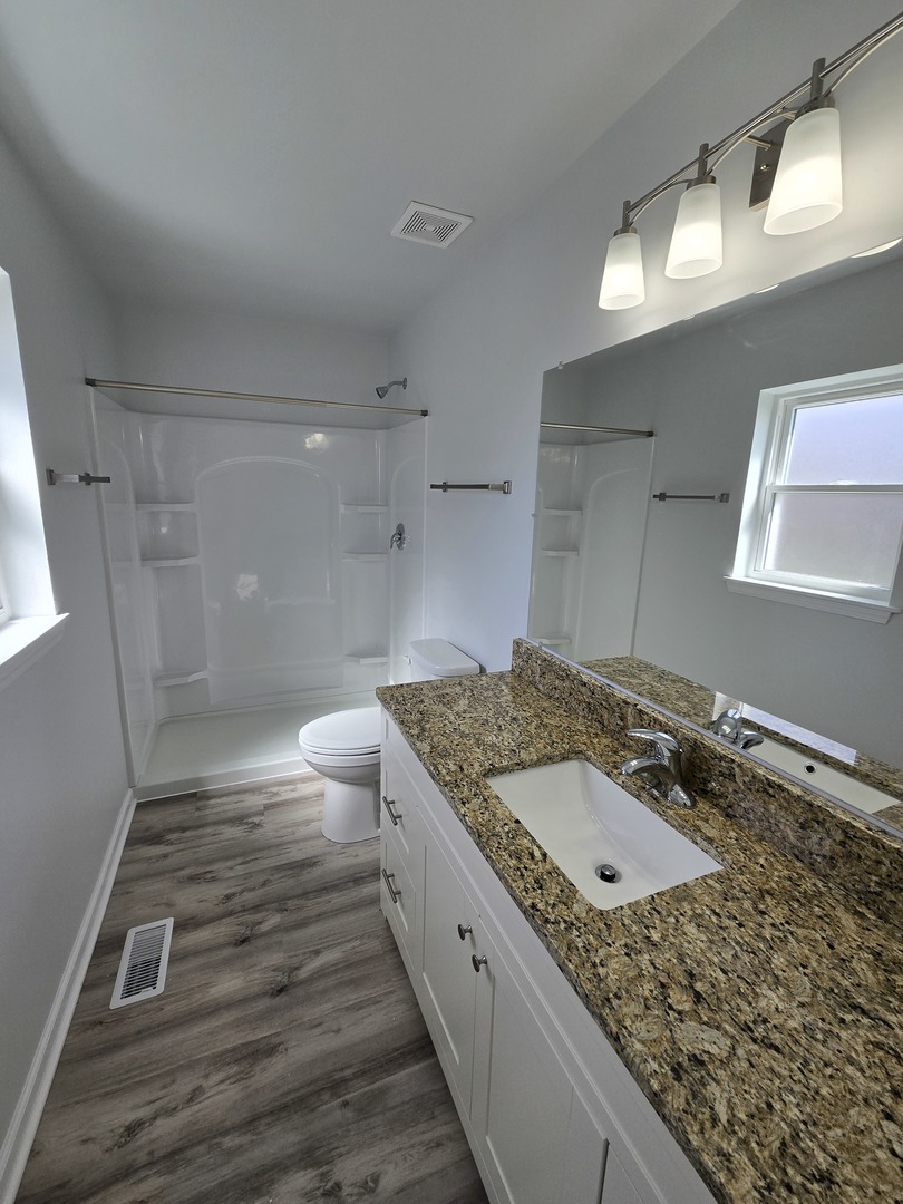 4 Joseph Court, Midlothian, IL 60445