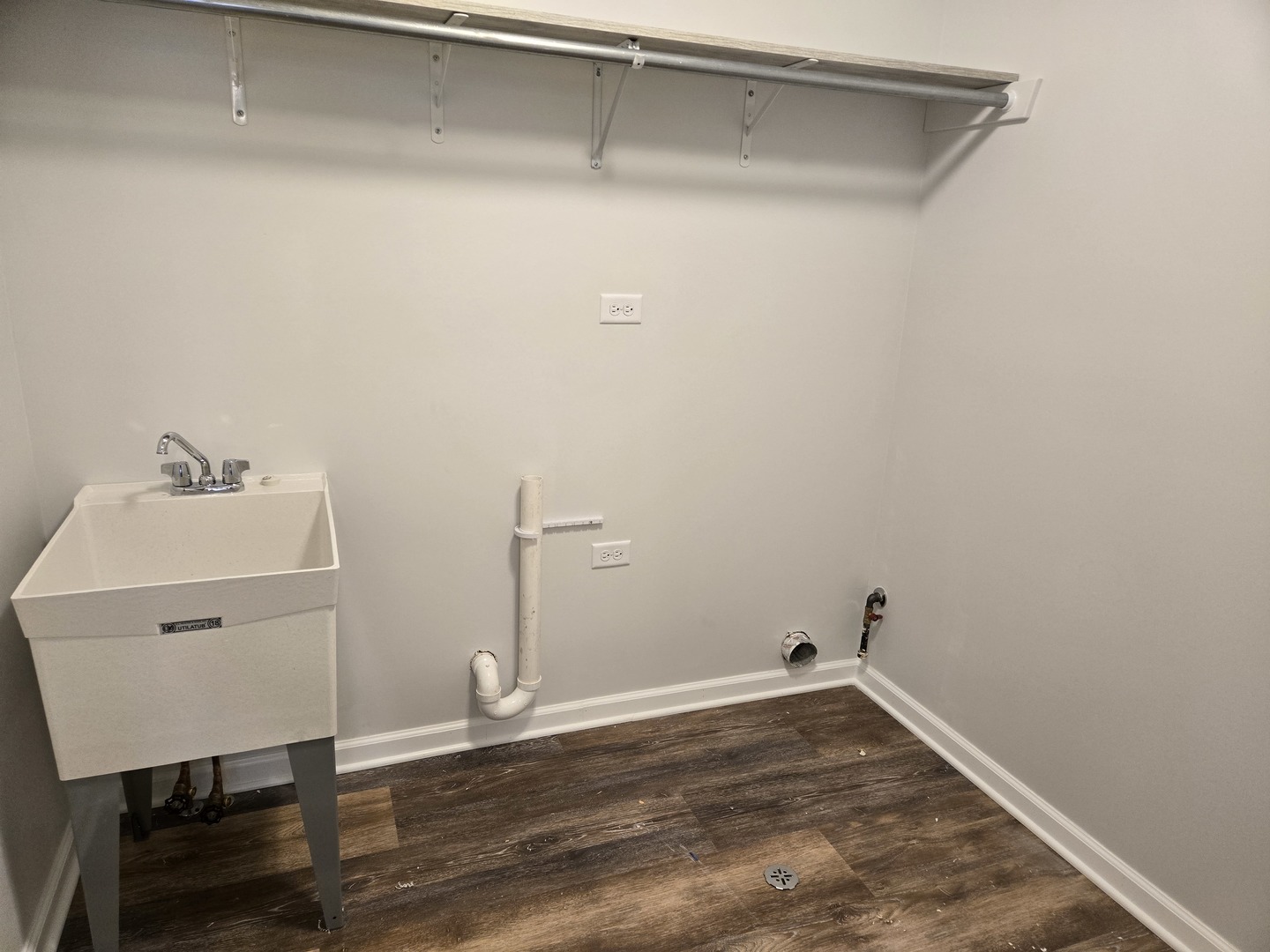 4 Joseph Court, Midlothian, IL 60445