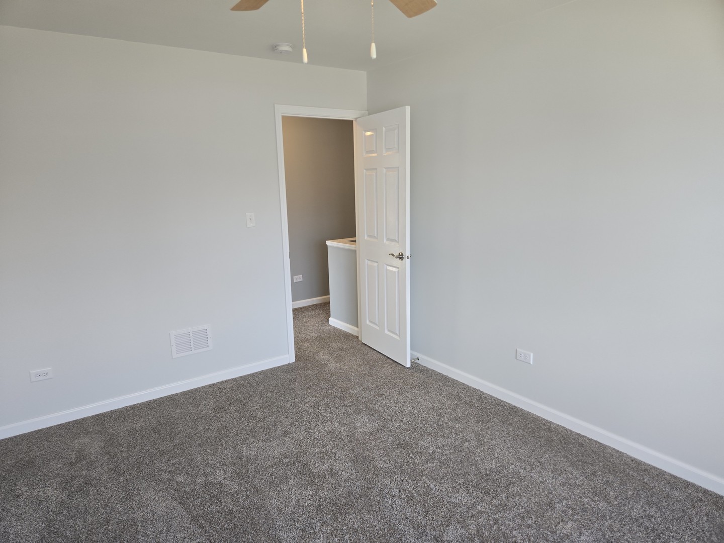 4 Joseph Court, Midlothian, IL 60445