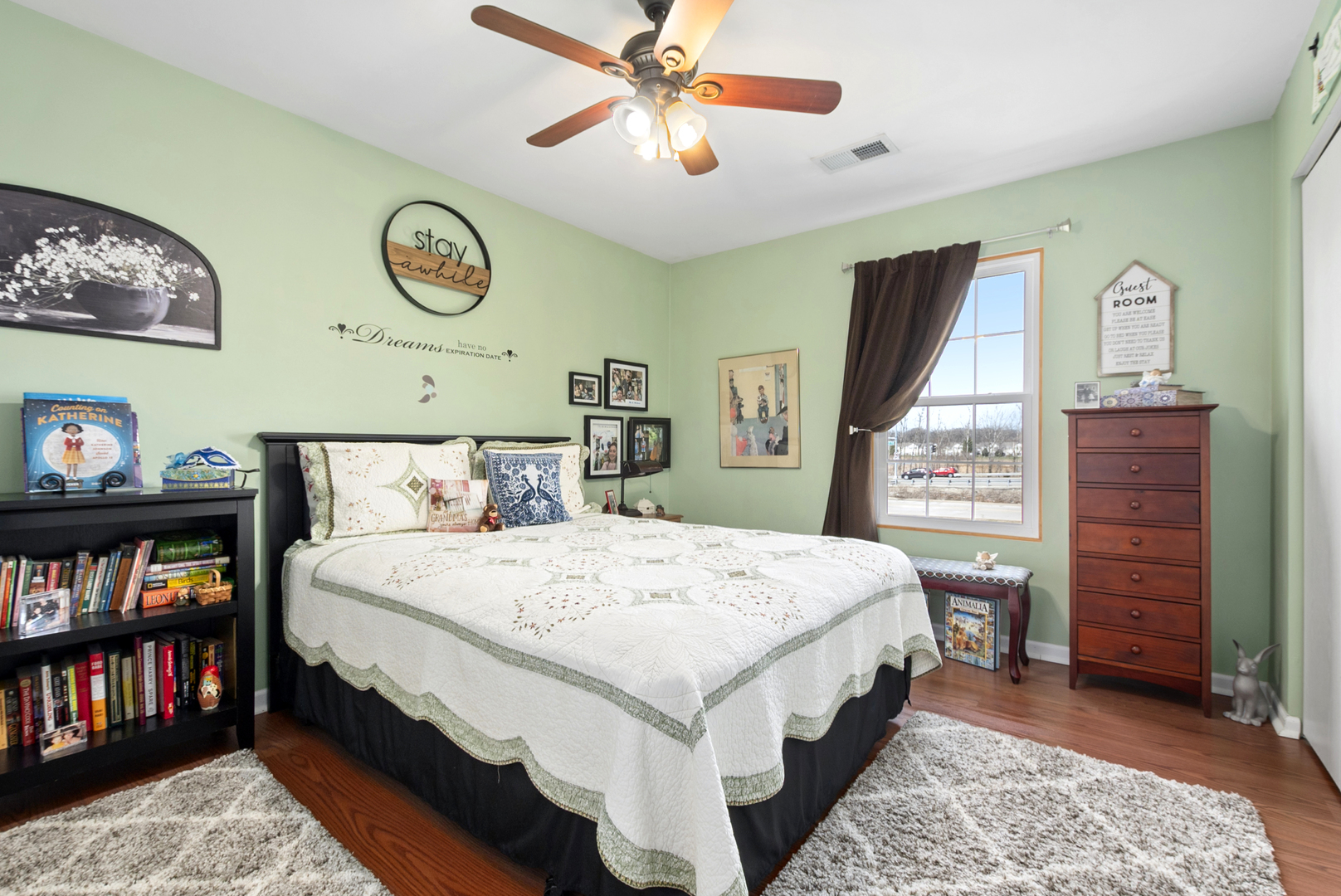 2363 Woodhill Court, Plainfield, IL 60586