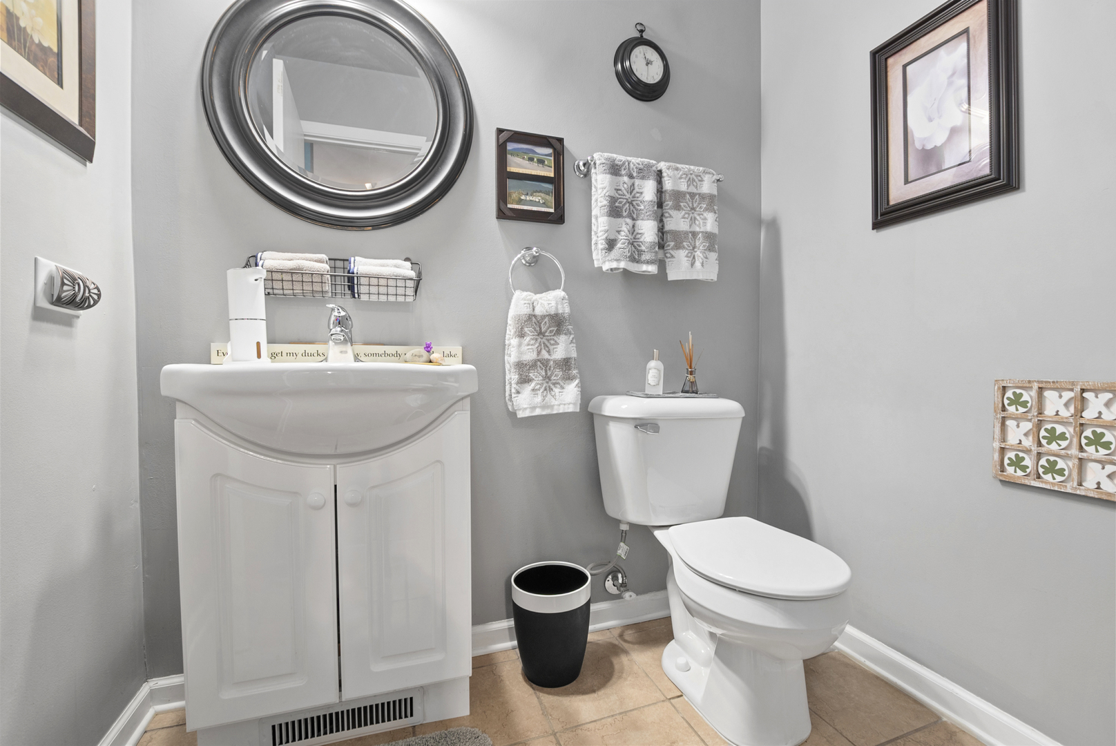 2363 Woodhill Court, Plainfield, IL 60586