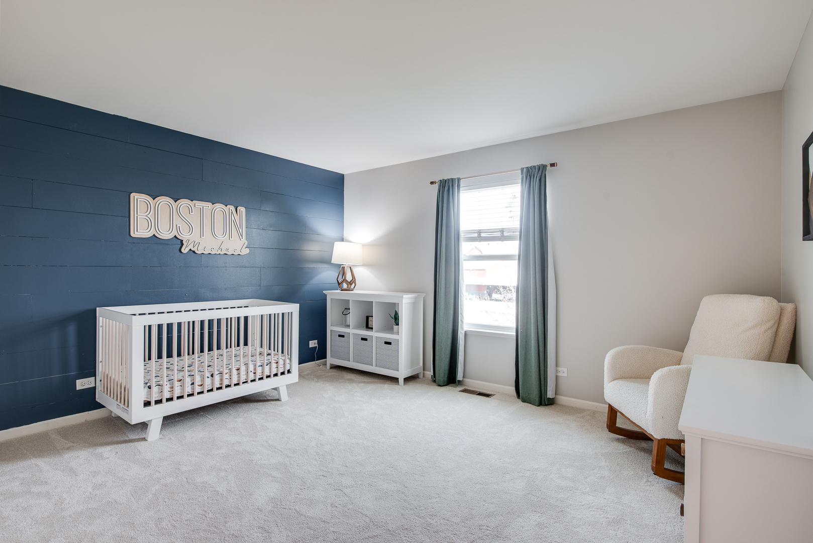 3545 AYRES Drive, Aurora, IL 60506