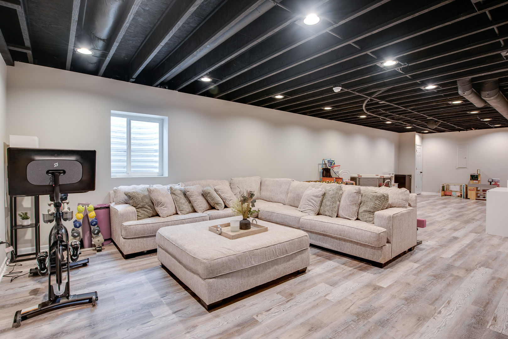 3545 AYRES Drive, Aurora, IL 60506