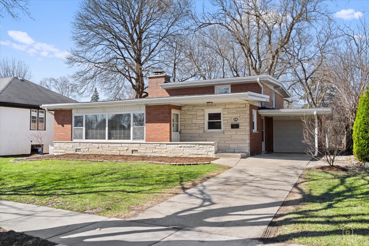 114 N Salem Avenue, Arlington Heights, IL 60005
