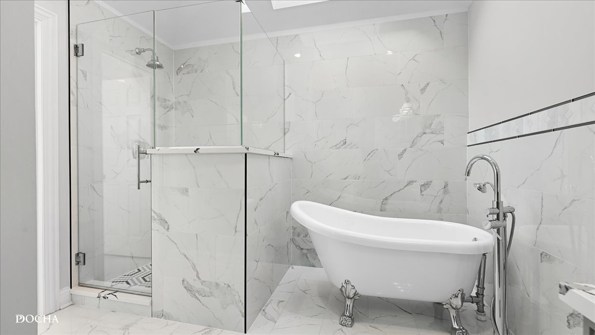 2549 River Woods Drive, Naperville, IL 60565