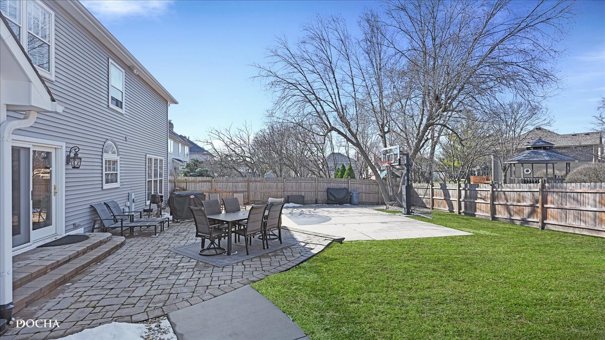 2549 River Woods Drive, Naperville, IL 60565