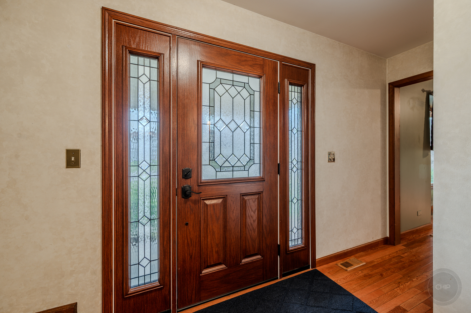 2413 Flambeau Drive, Naperville, IL 60564