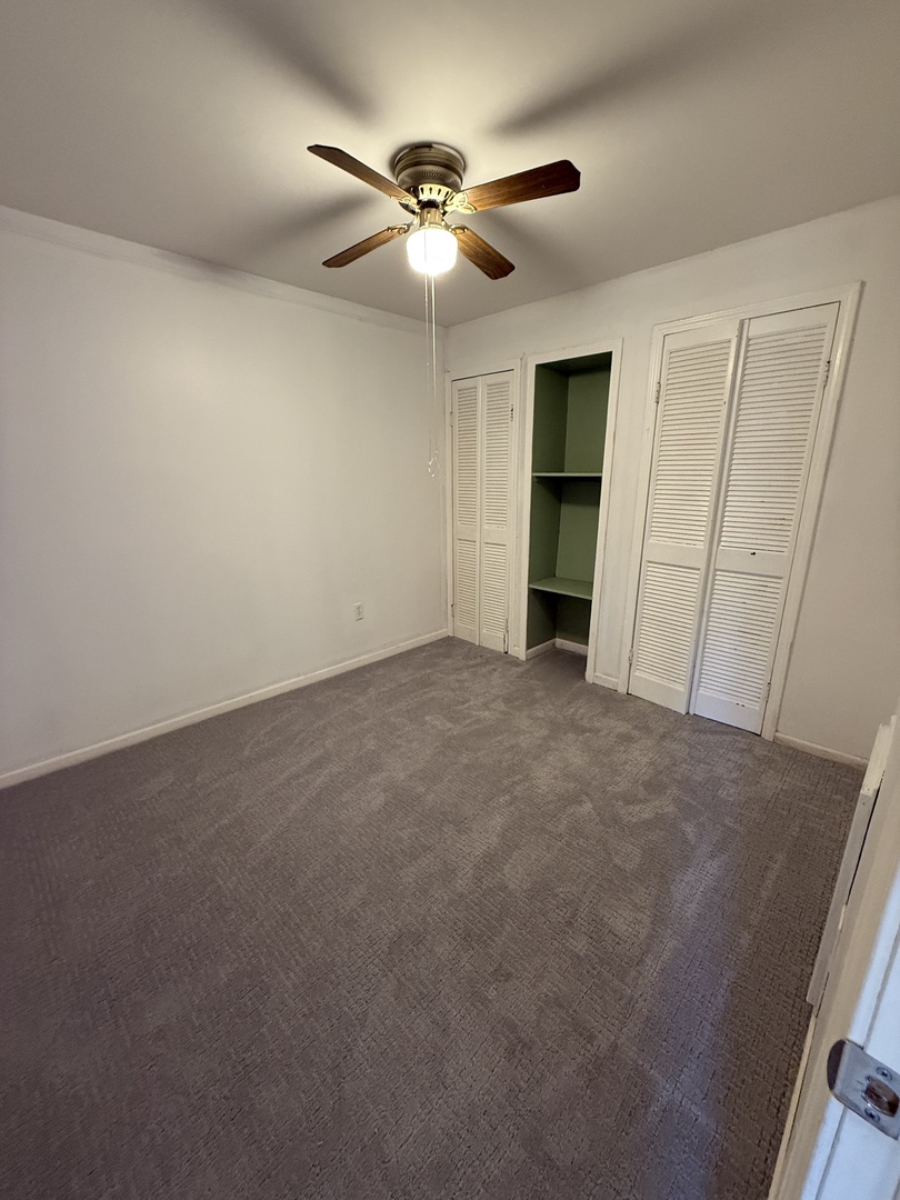 8885 Dryden Street, Woodridge, IL 60517