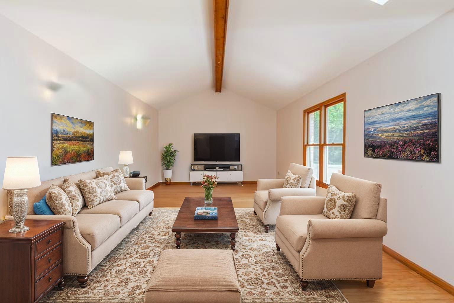 8885 Dryden Street, Woodridge, IL 60517