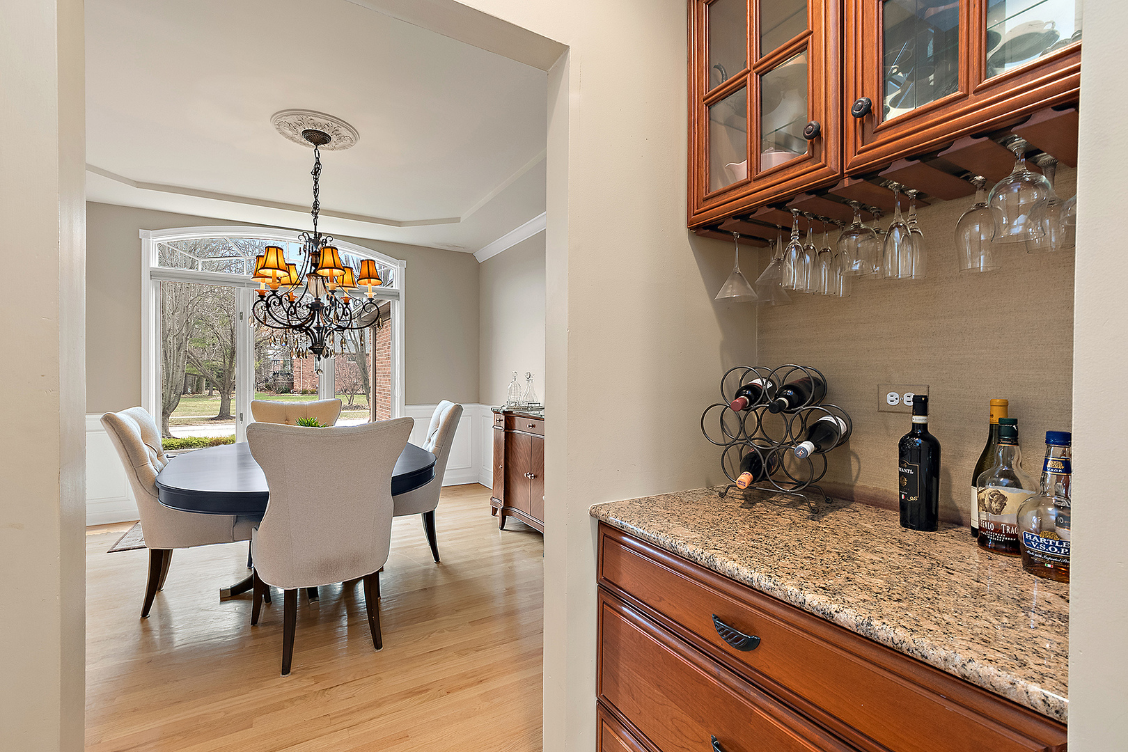 1396 Notre Dame Drive, Lemont, IL 60439