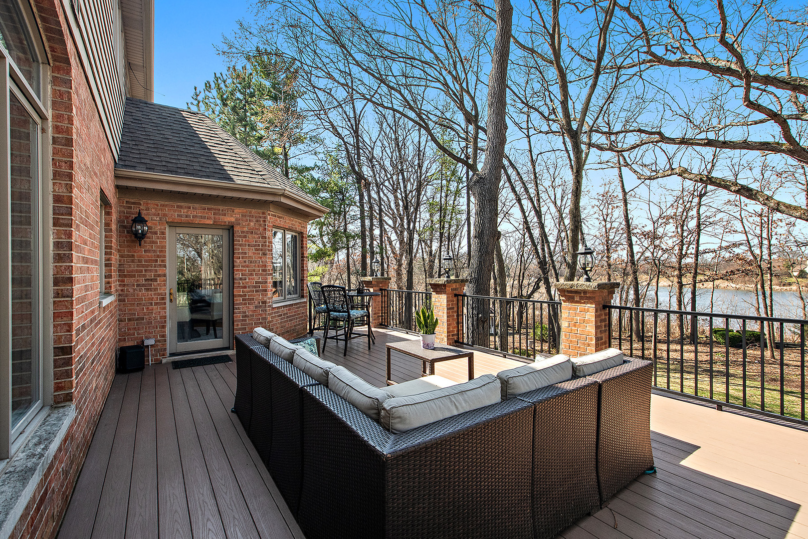 1396 Notre Dame Drive, Lemont, IL 60439