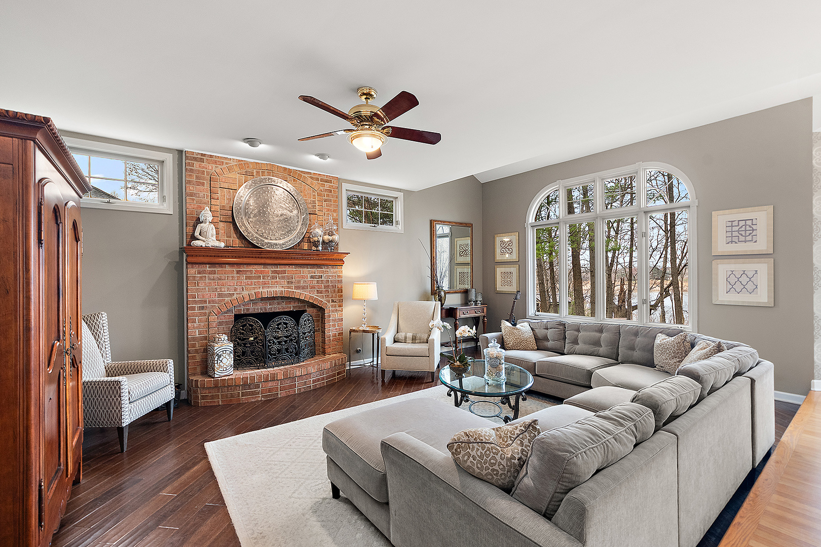 1396 Notre Dame Drive, Lemont, IL 60439