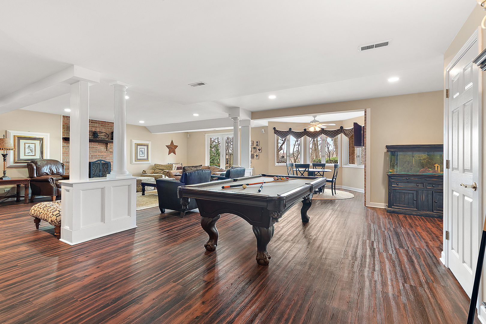 1396 Notre Dame Drive, Lemont, IL 60439