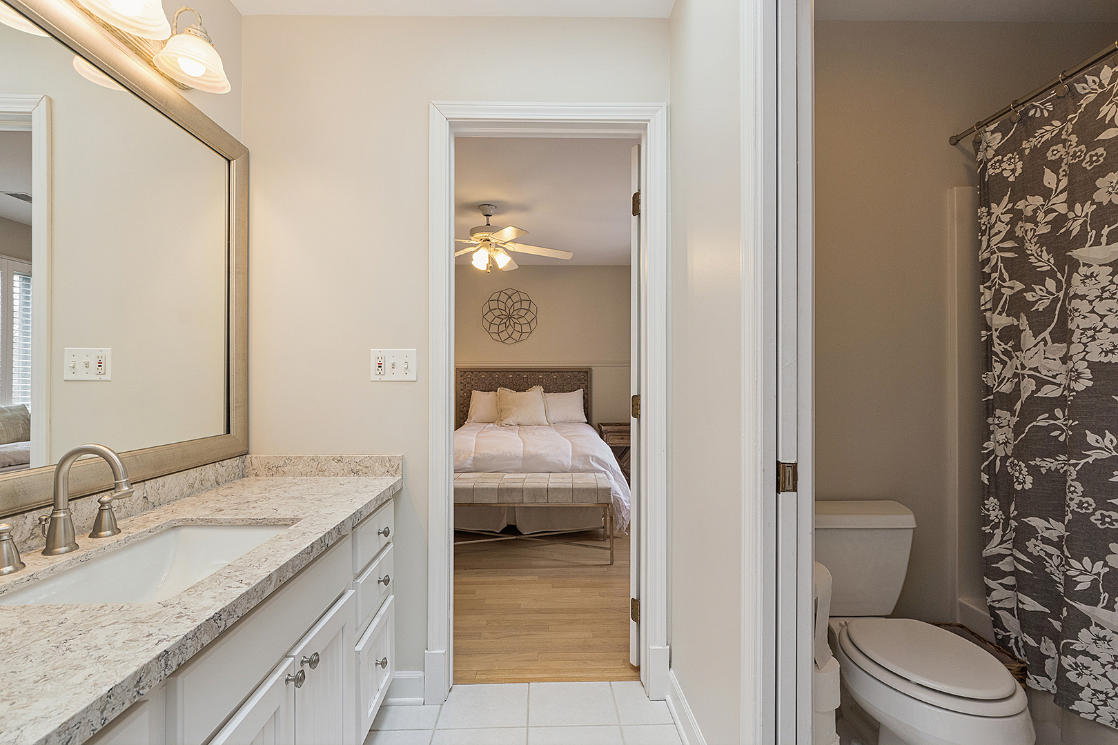 1396 Notre Dame Drive, Lemont, IL 60439