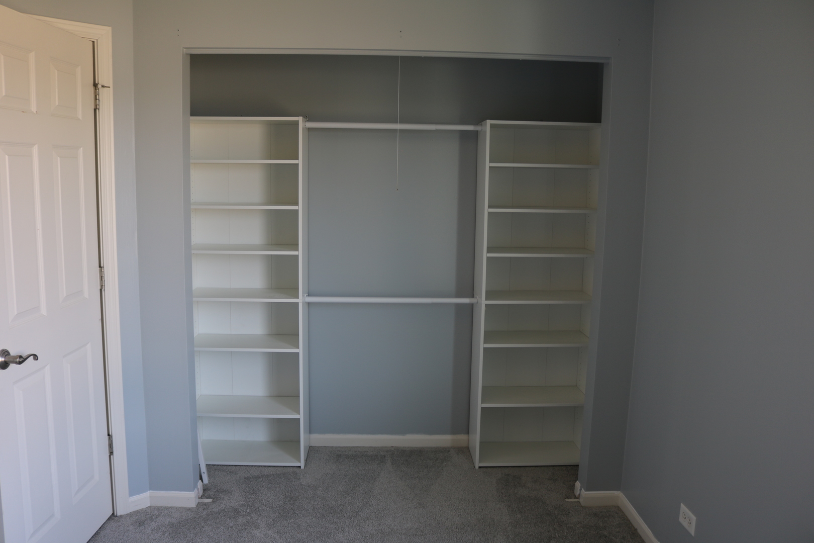 801 Parkside Lane, Yorkville, IL 60560