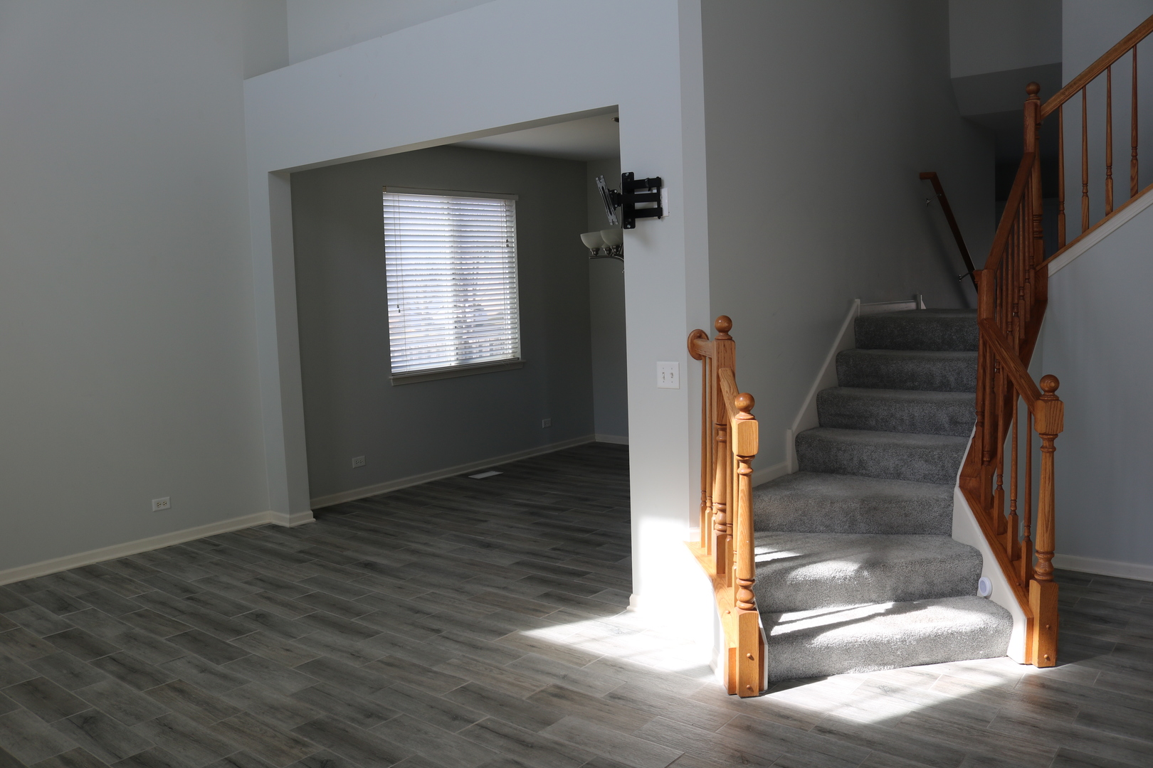 801 Parkside Lane, Yorkville, IL 60560