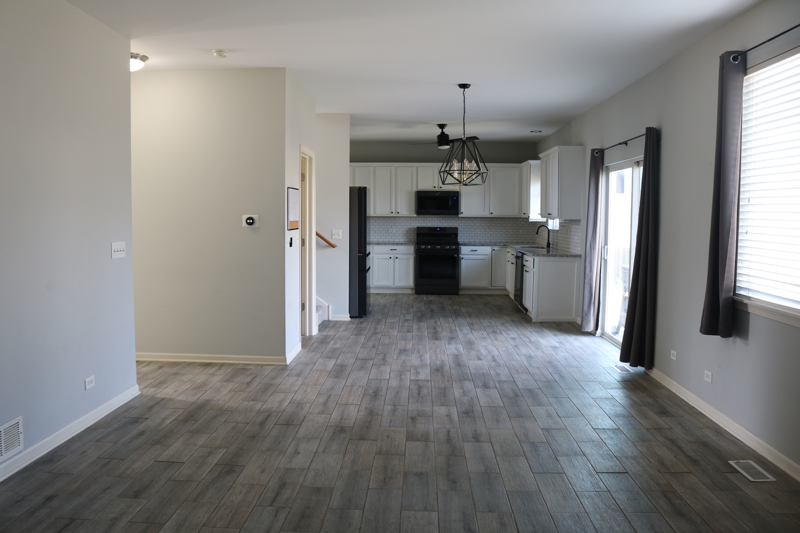 801 Parkside Lane, Yorkville, IL 60560