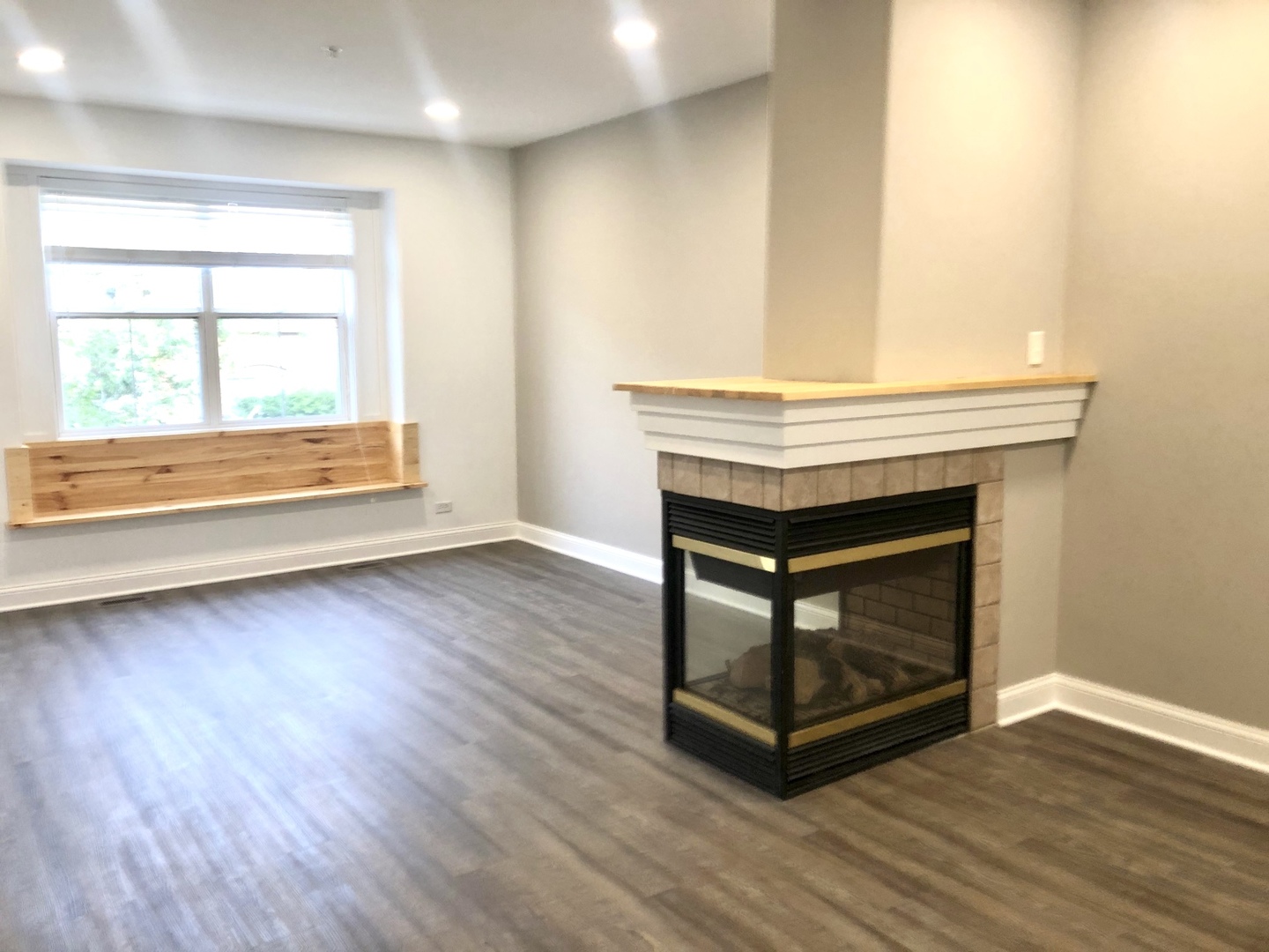 164 ROSEHALL Drive #3, Lake Zurich, IL 60047