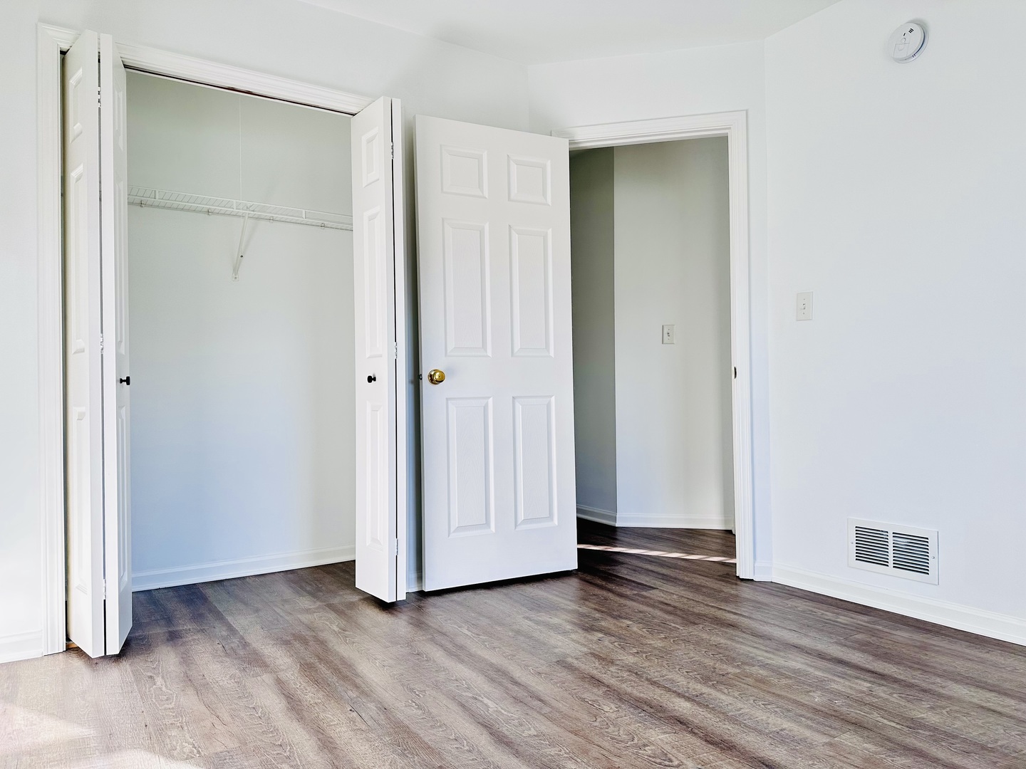 164 ROSEHALL Drive #3, Lake Zurich, IL 60047