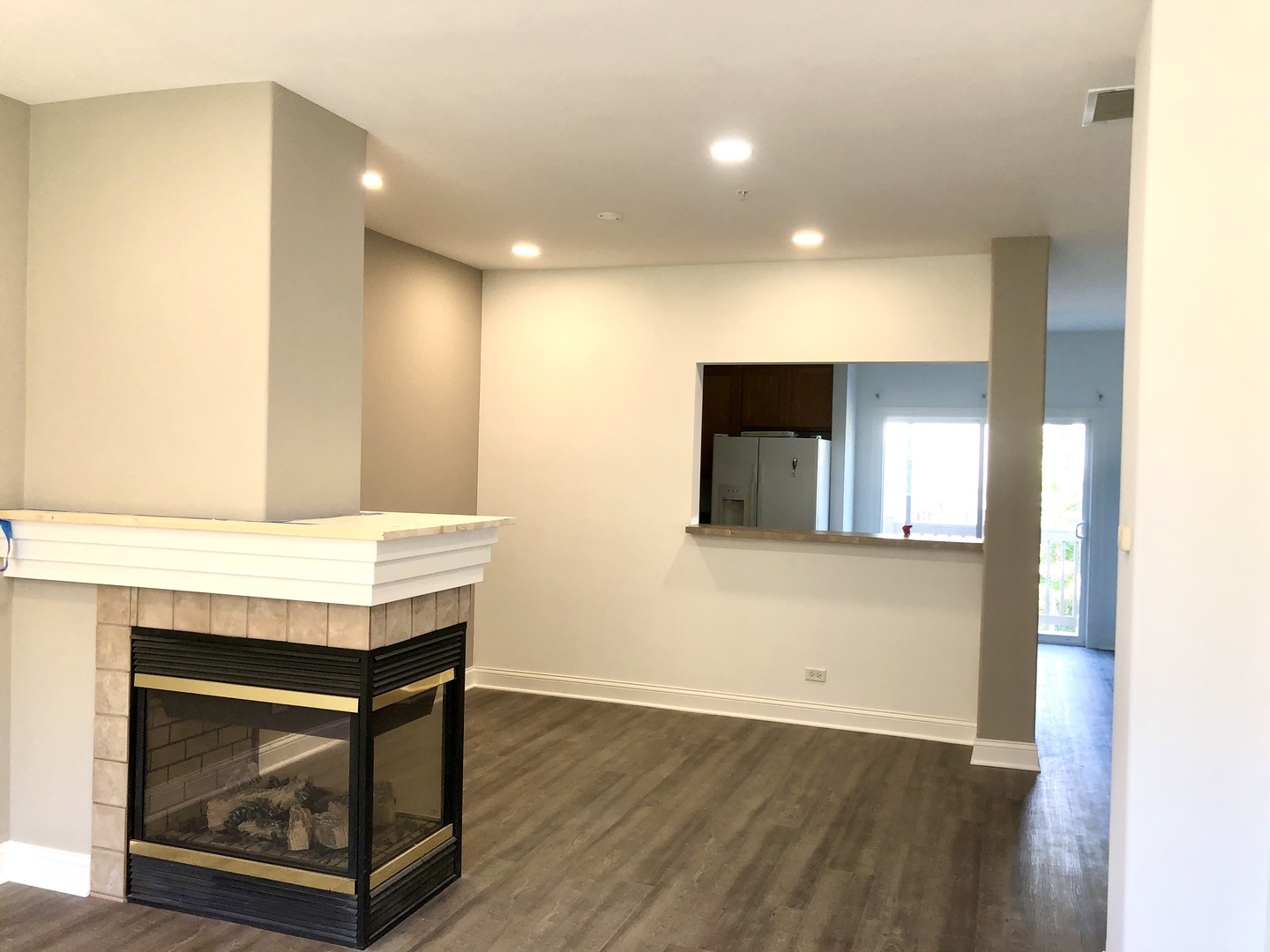 164 ROSEHALL Drive #3, Lake Zurich, IL 60047