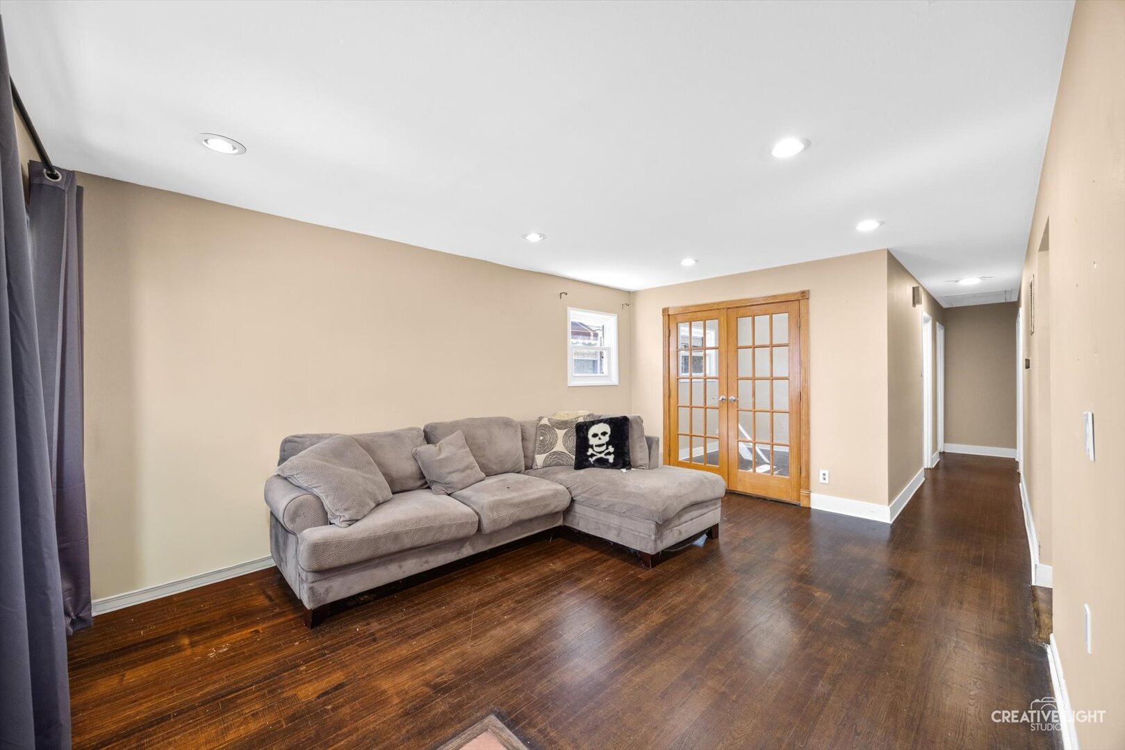 7812 Meade Avenue, Burbank, IL 60459