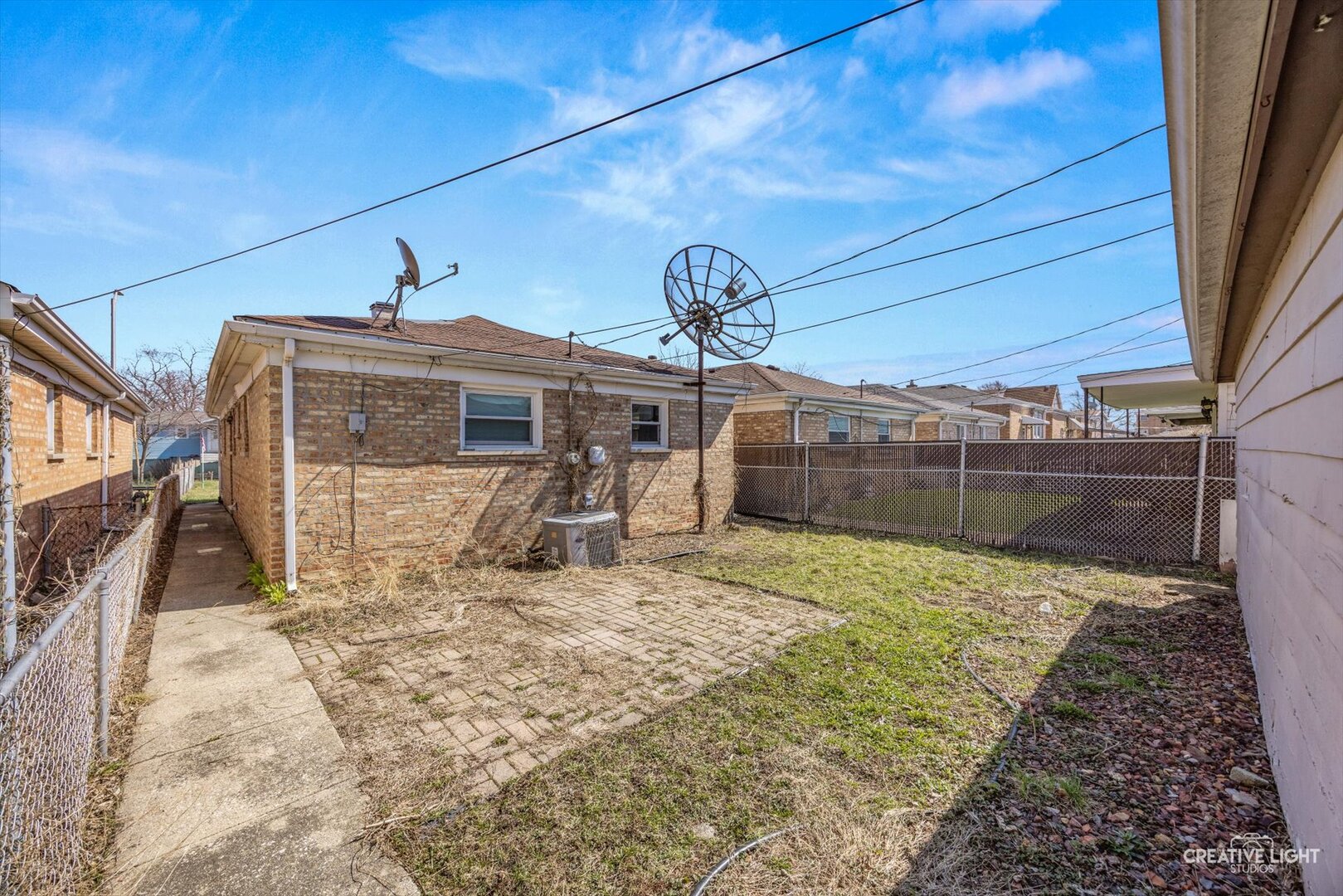 7812 Meade Avenue, Burbank, IL 60459