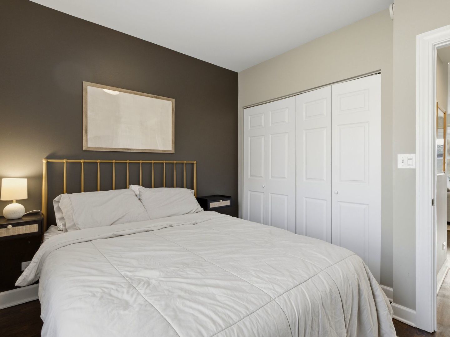 2579 W Montrose Avenue #2N, Chicago, IL 60618