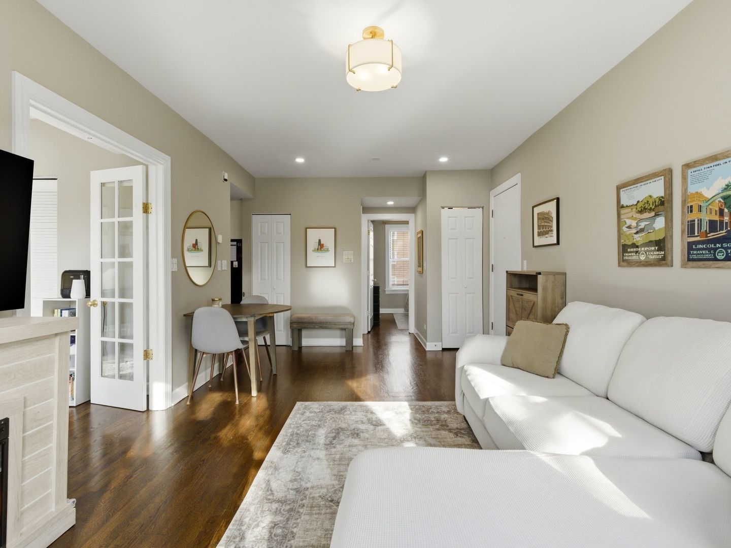 2579 W Montrose Avenue #2N, Chicago, IL 60618