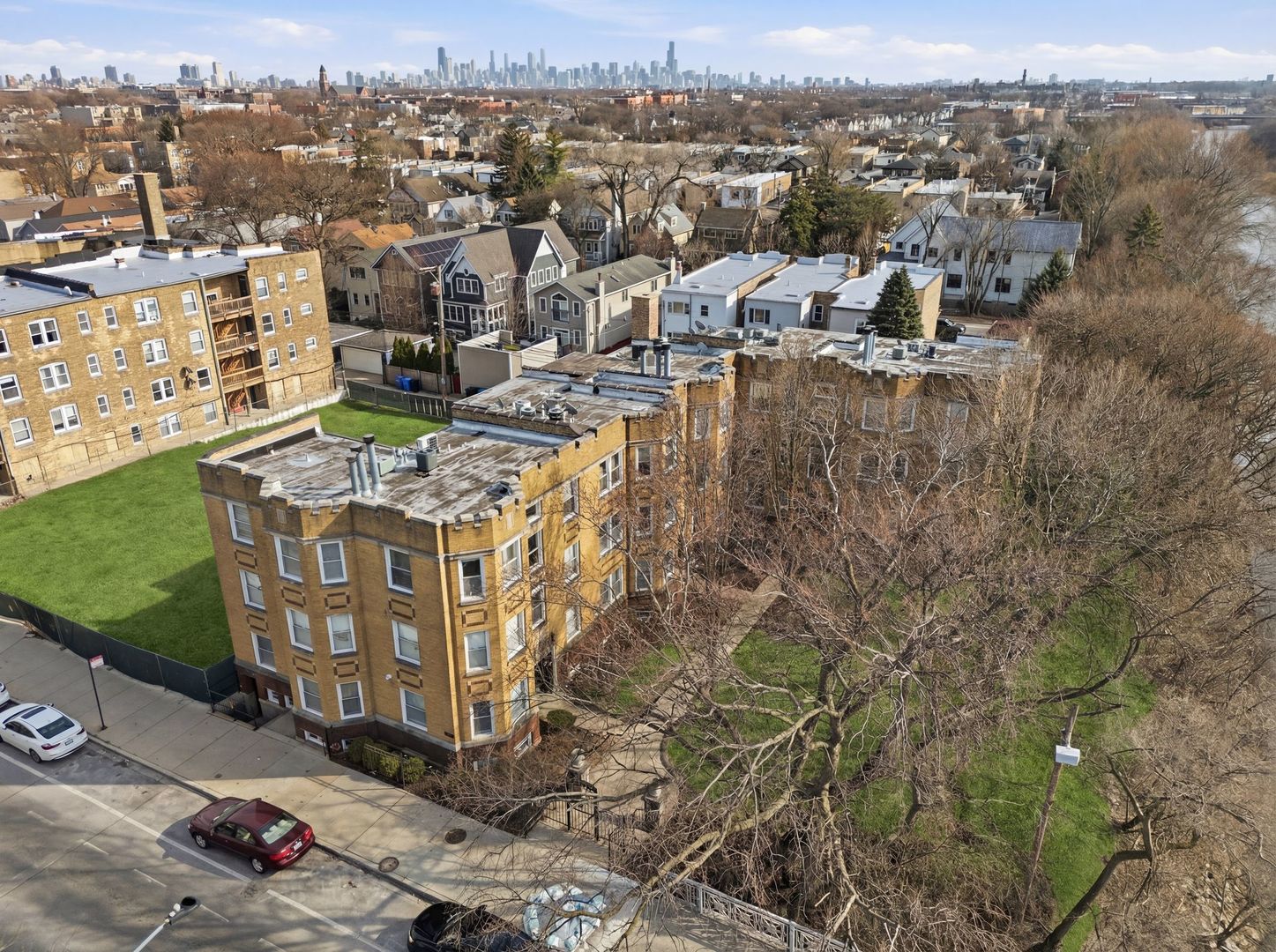 2579 W Montrose Avenue #2N, Chicago, IL 60618