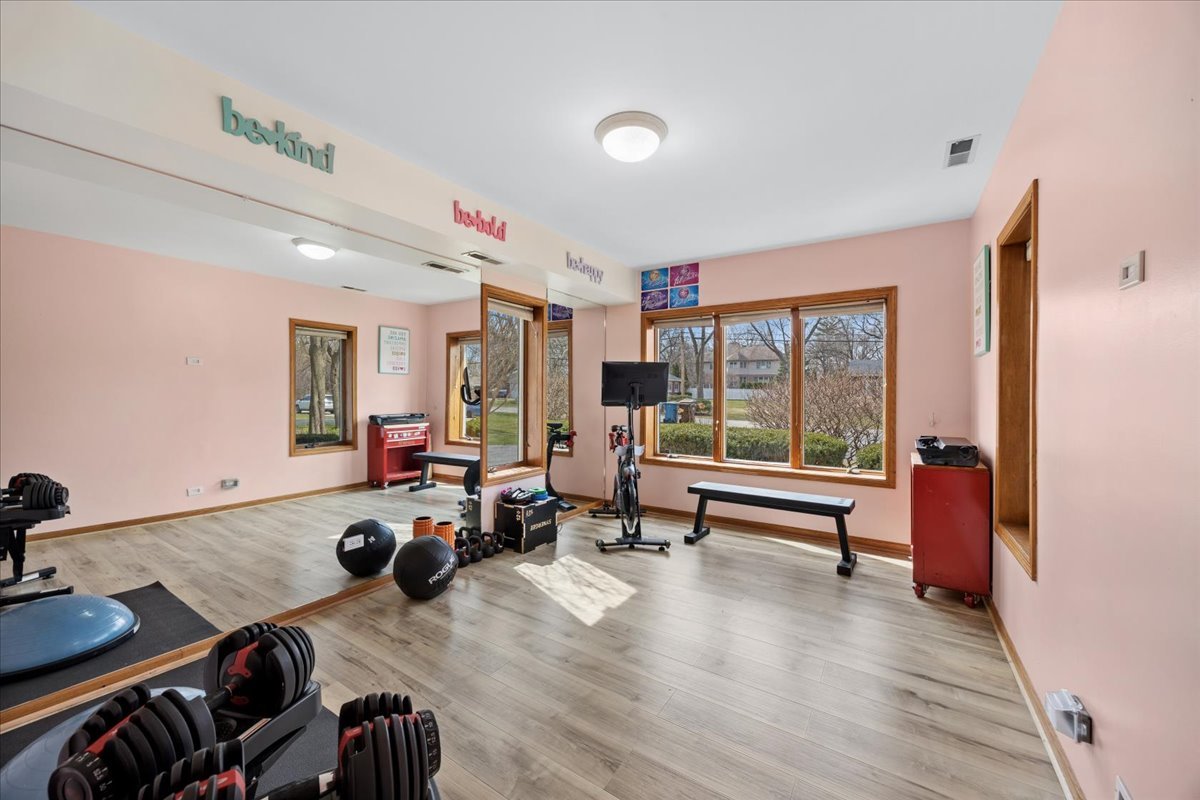 12013 S 73rd Avenue, Palos Heights, IL 60463