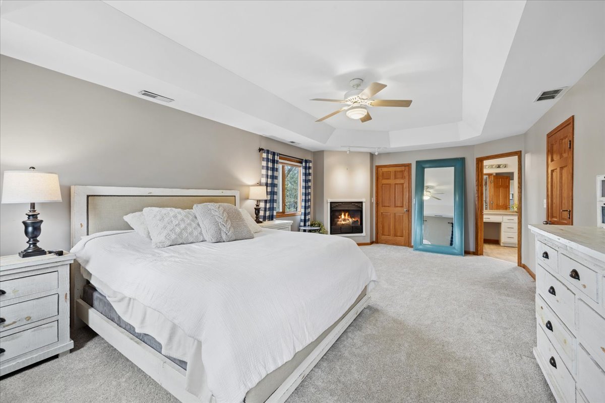 12013 S 73rd Avenue, Palos Heights, IL 60463