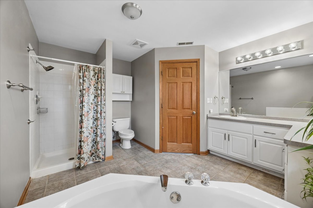 12013 S 73rd Avenue, Palos Heights, IL 60463