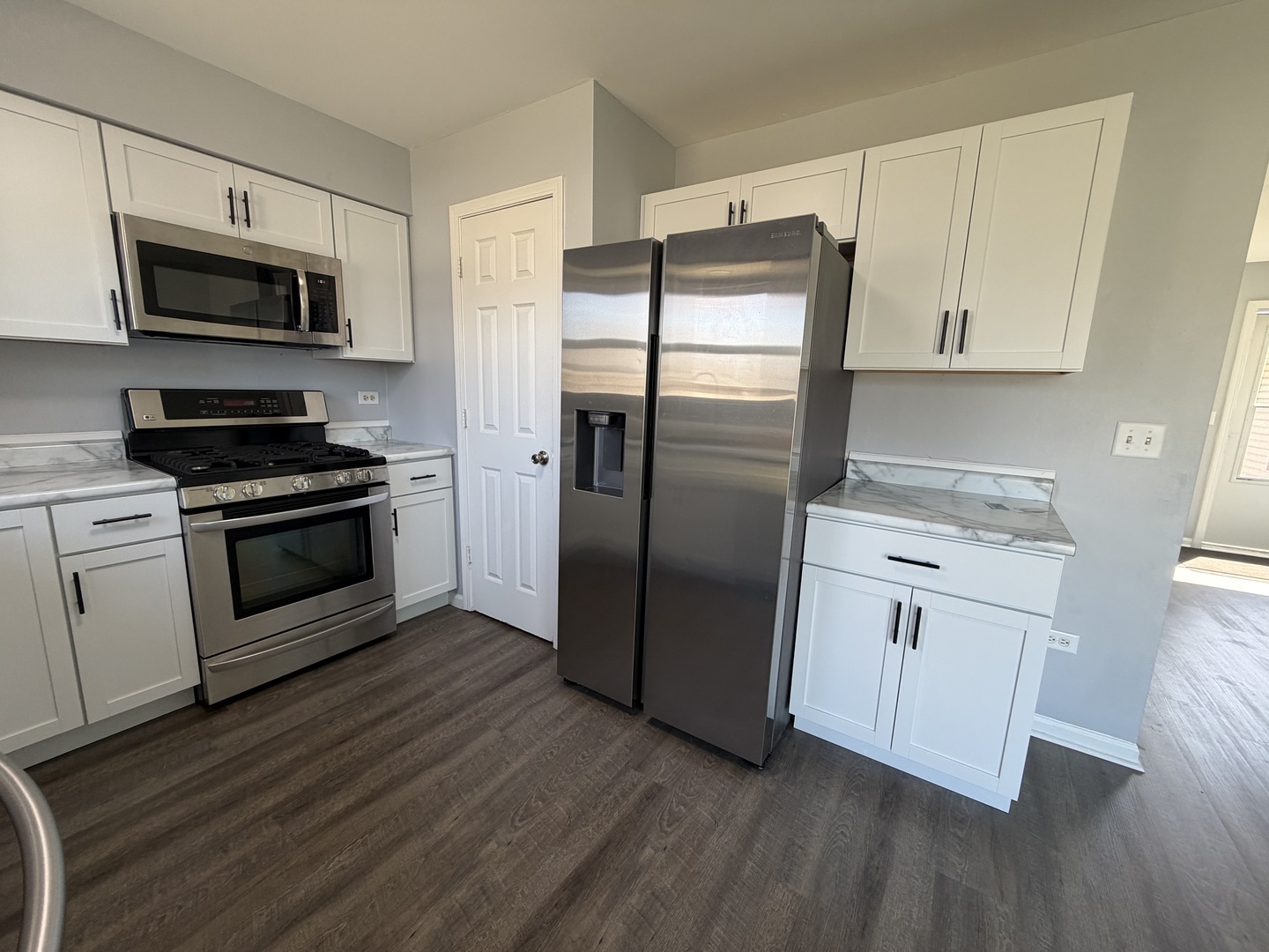 2 Beaver Creek Court, Bolingbrook, IL 60490