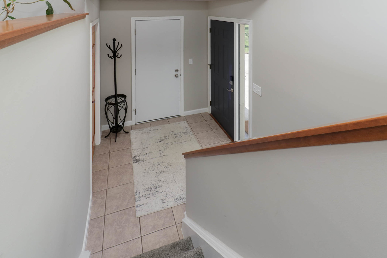 1305 Nicki Drive, Bloomington, IL 61704