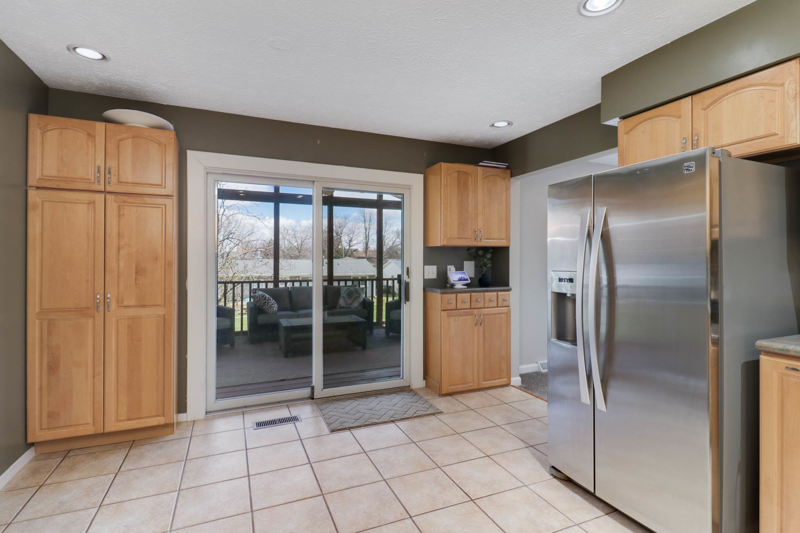 1305 Nicki Drive, Bloomington, IL 61704