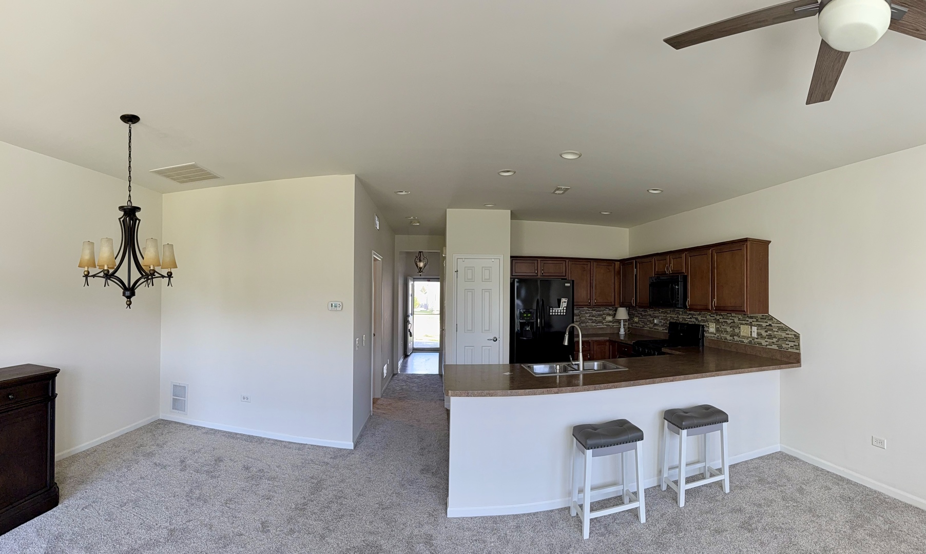 709 Prairie Drive, Shorewood, IL 60404