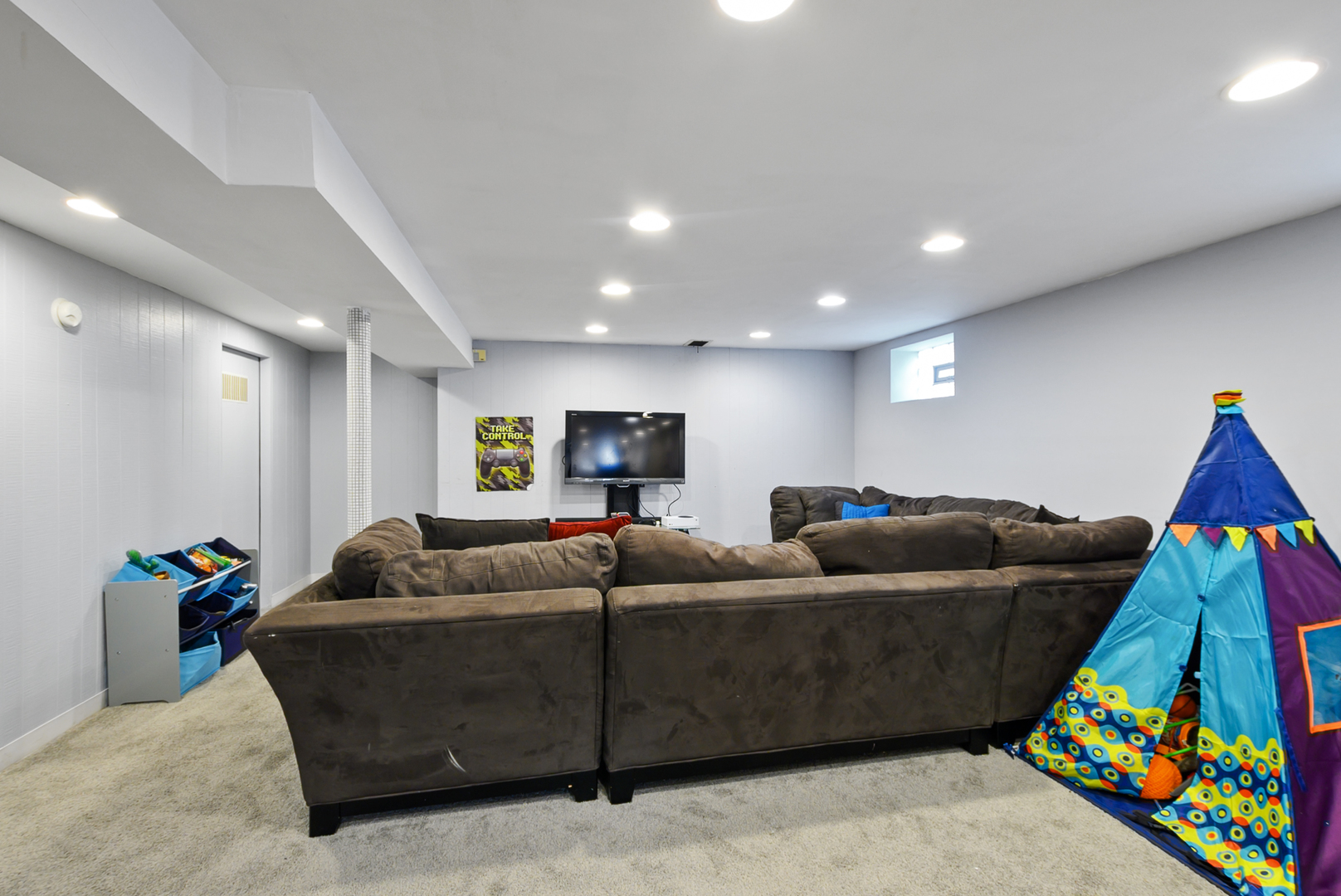 5622 N Kenneth Avenue, Chicago, IL 60646