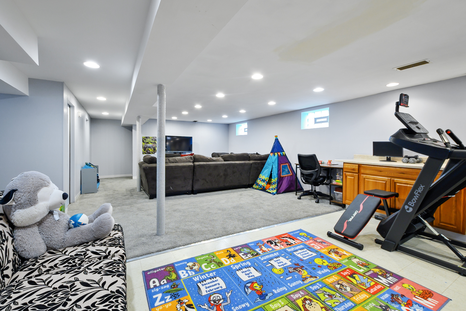 5622 N Kenneth Avenue, Chicago, IL 60646