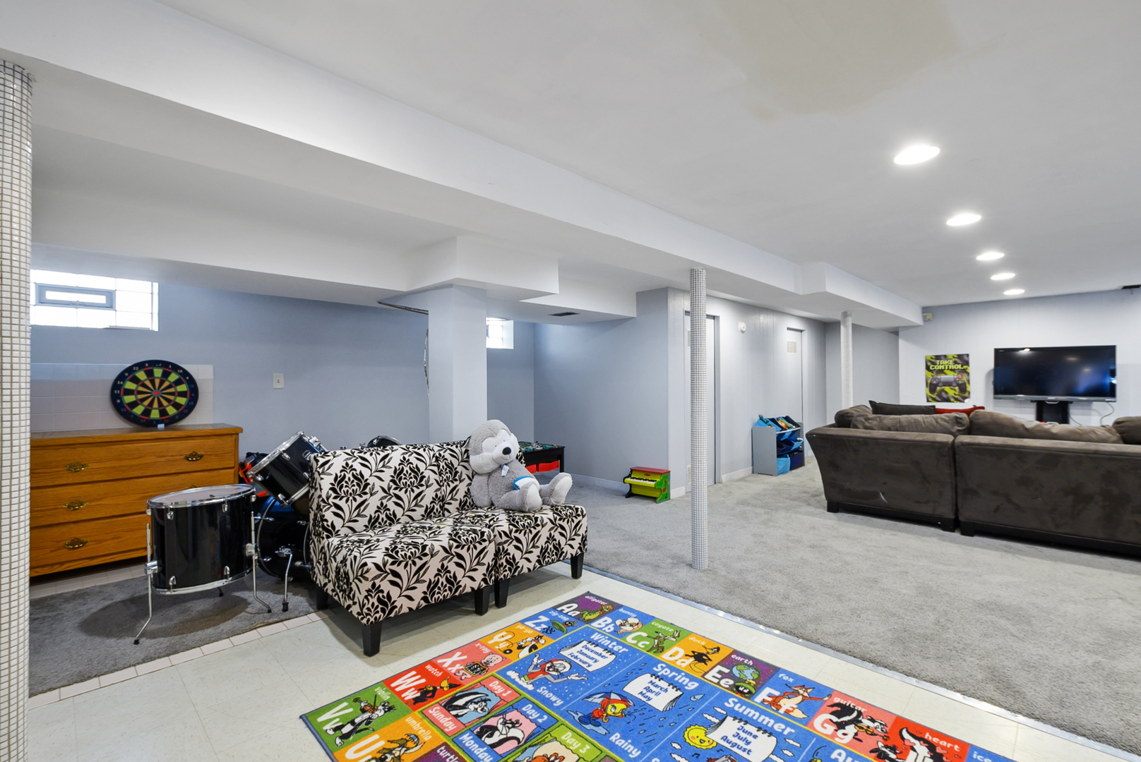 5622 N Kenneth Avenue, Chicago, IL 60646