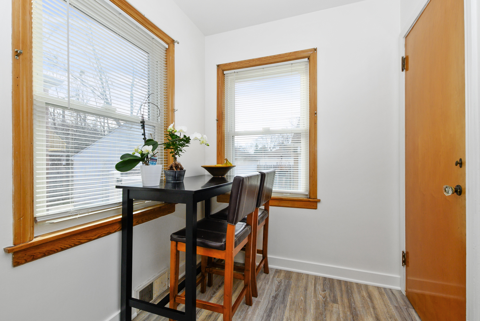 5622 N Kenneth Avenue, Chicago, IL 60646