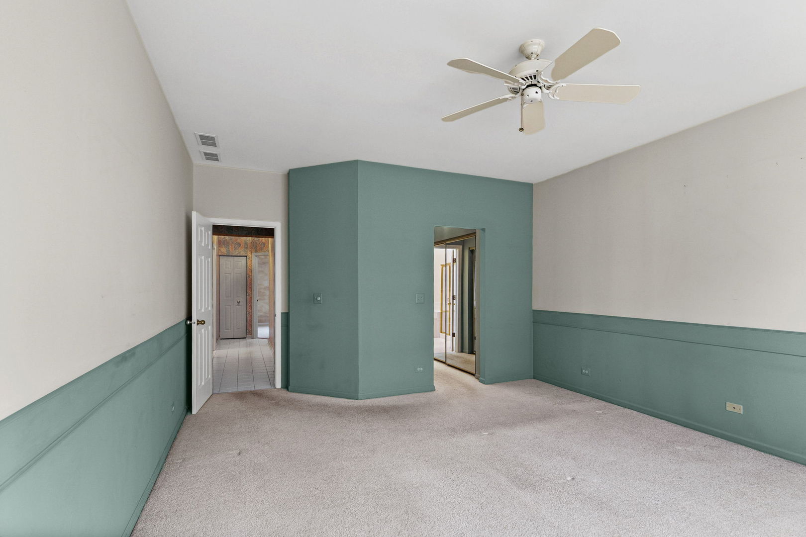 17527 W Stillwater Court, Gurnee, IL 60031