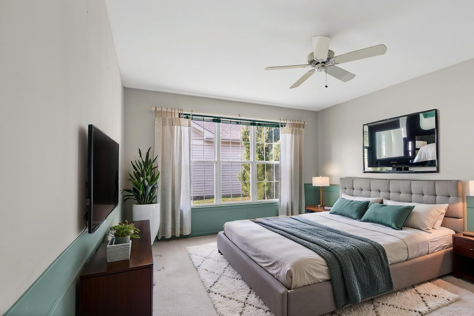 17527 W Stillwater Court, Gurnee, IL 60031