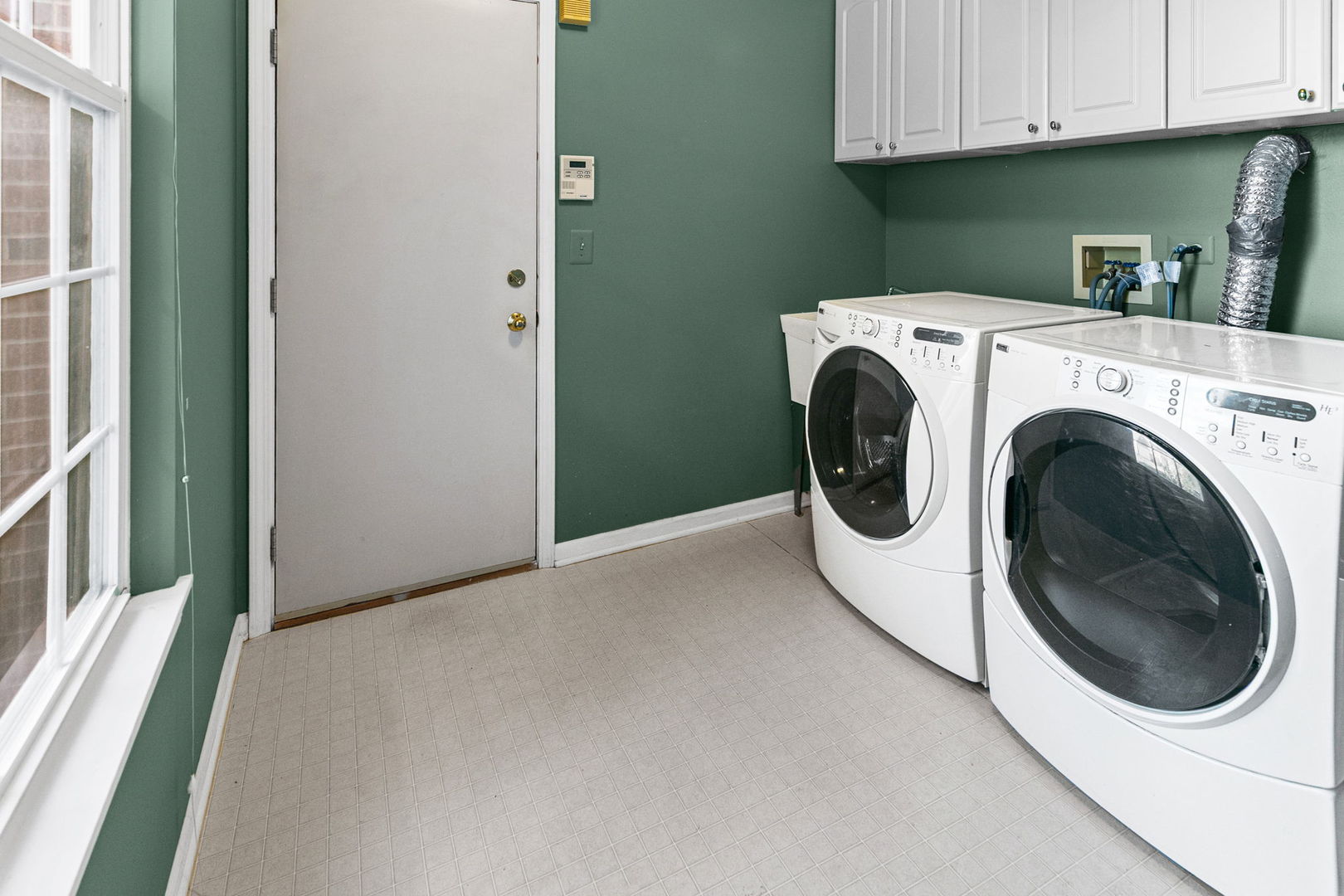 17527 W Stillwater Court, Gurnee, IL 60031