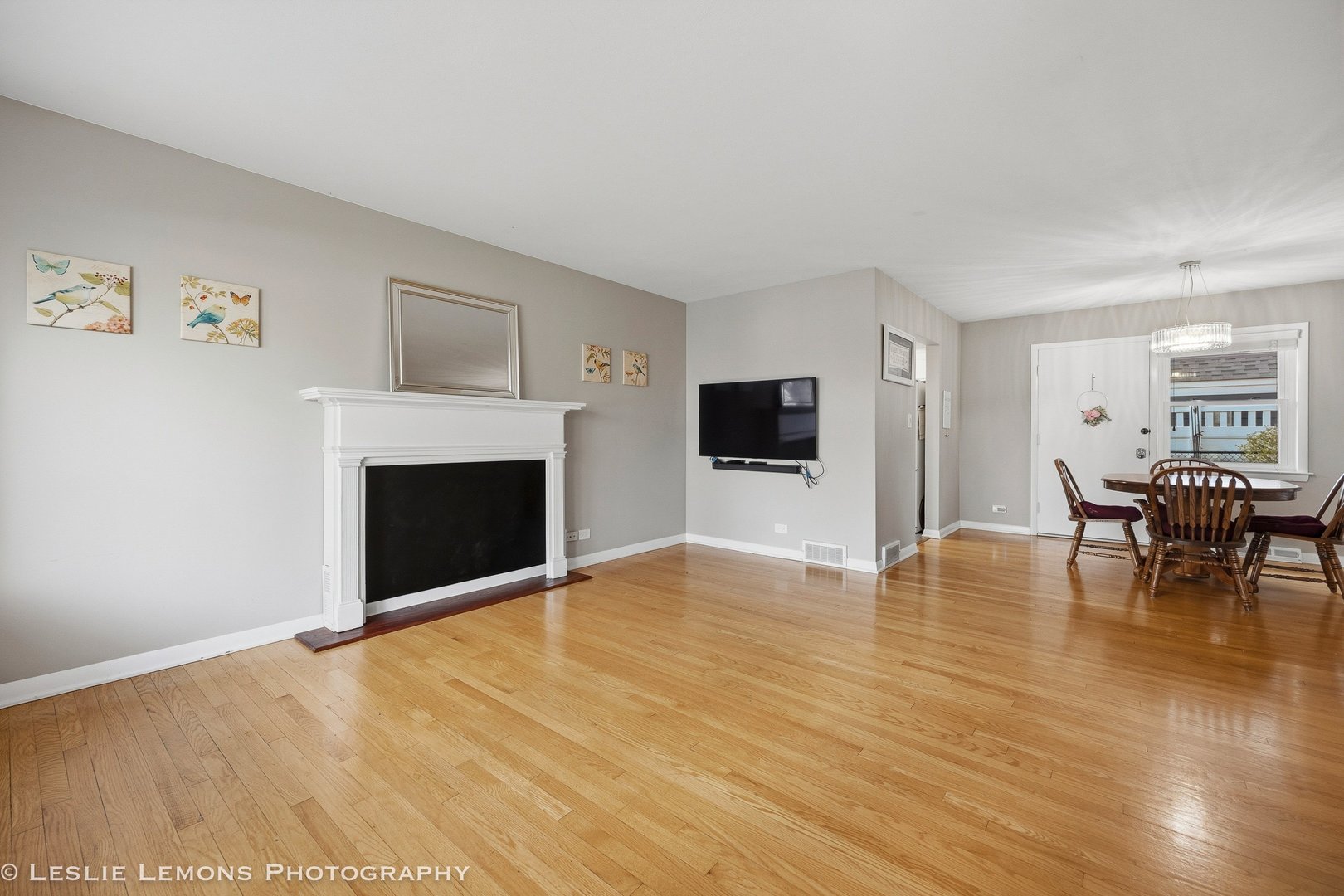 3S328 Juniper Lane, Glen Ellyn, IL 60137