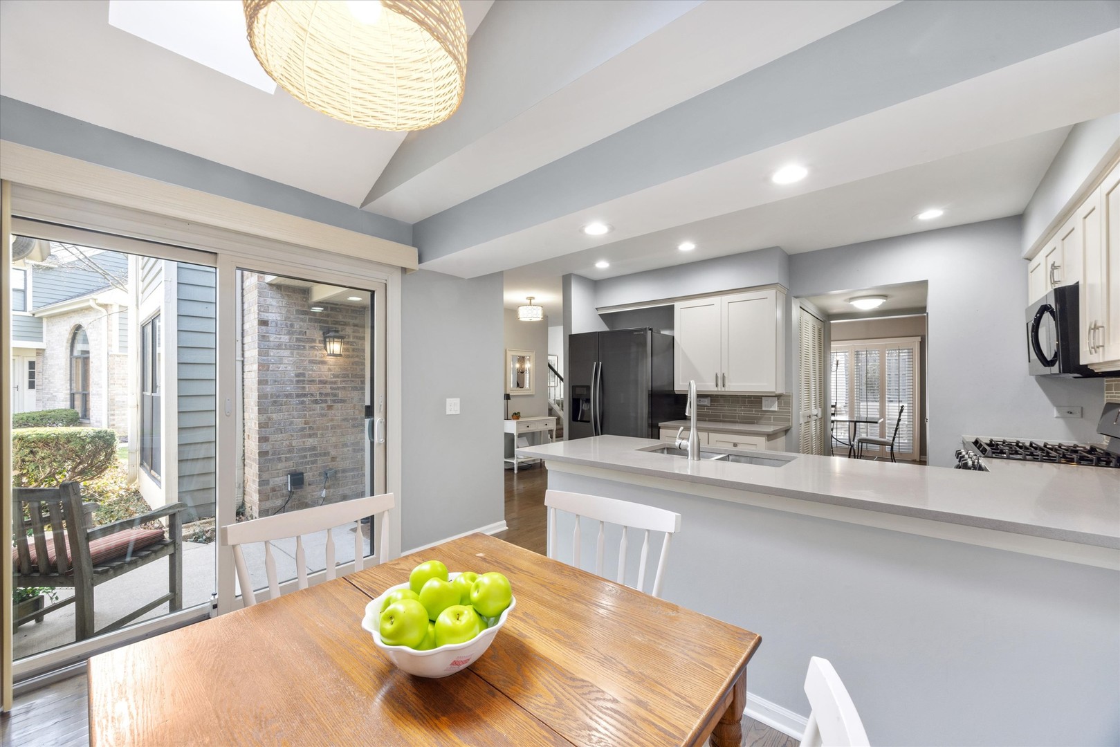 2612 Ashley Woods Drive, Westchester, IL 60154