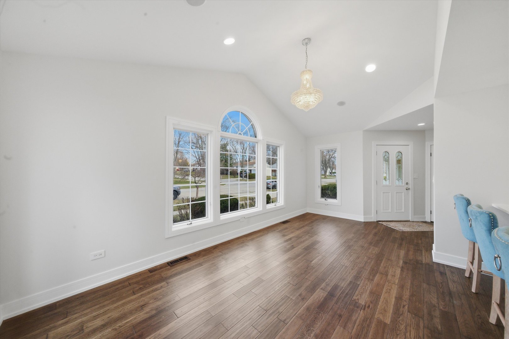 535 Weidner Road, Buffalo Grove, IL 60089