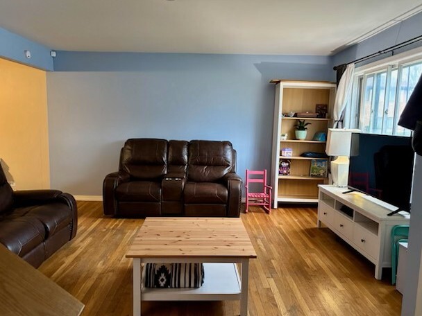 300 Duane Street #2, Glen Ellyn, IL 60137